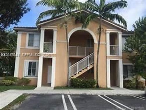 203-13-7080 Nw 177th St, Hialeah, FL, 33015-6258 | Card Image