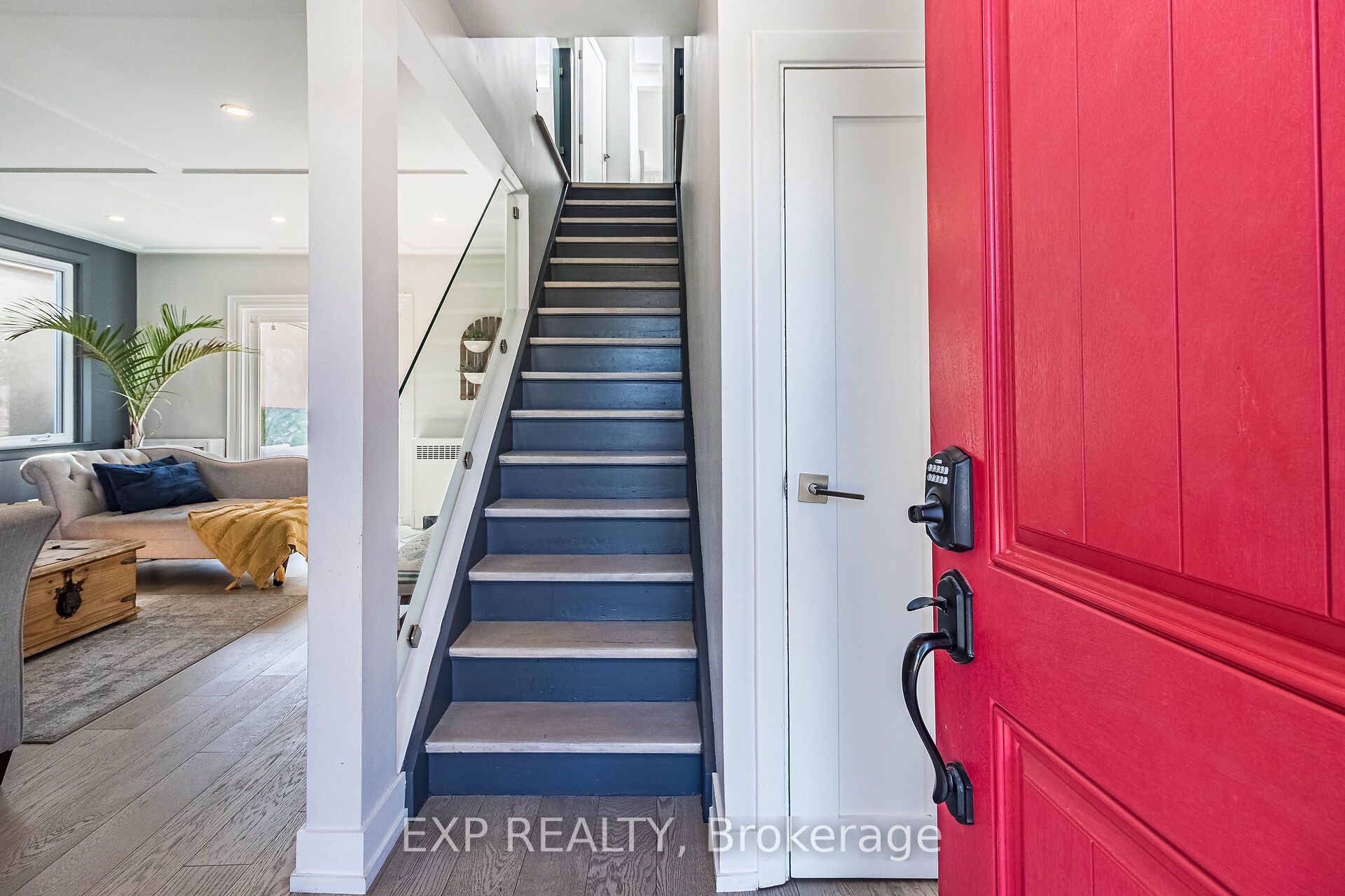 Residential Lease in Toronto W04 2