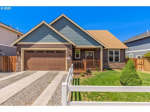 1832 4th St, Hood River, OR, 97031-6702 | Card Image