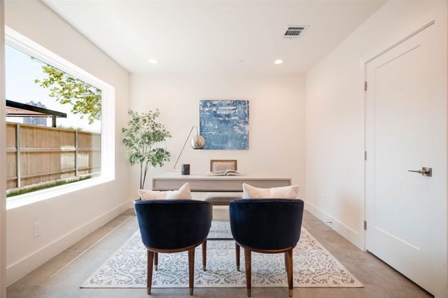 106 - 4517 Munger Ave, Condo with 2 bedrooms, 3 bathrooms and null parking in Dallas TX | Image 9