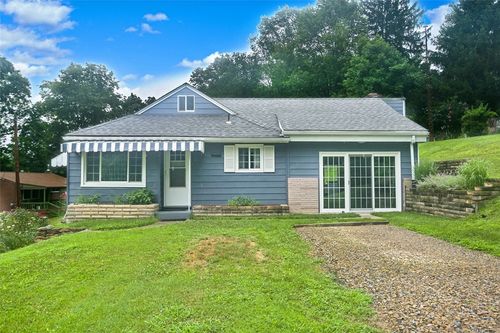 4769 Mill Stream Ct, Murrysville, PA, 15668-1137 | Card Image