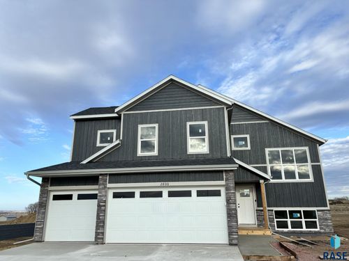 2800 S Copper Creek Ave Avenue, Sioux Falls, SD, 57110 | Card Image