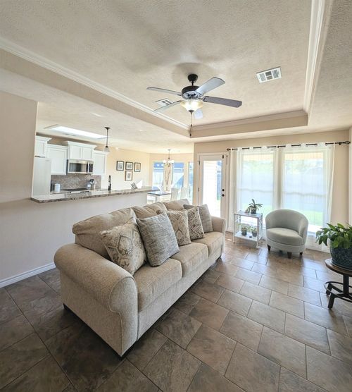5215 Springwood Loop, Lumberton, TX, 77657-4405 | Card Image