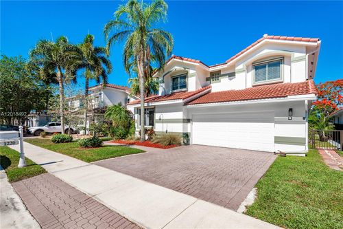 1220 Bel Aire Dr W, Pembroke Pines, FL, 33027-2220 | Card Image