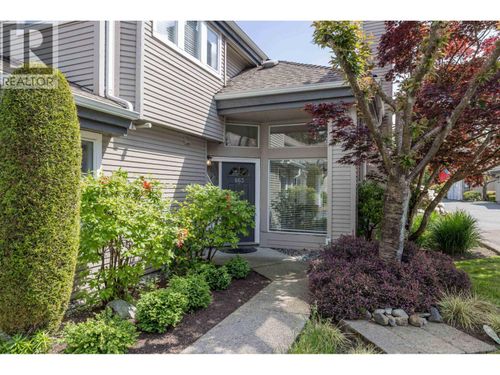 863 Roche Point Dr, North Vancouver, BC, V7H2W5 | Card Image