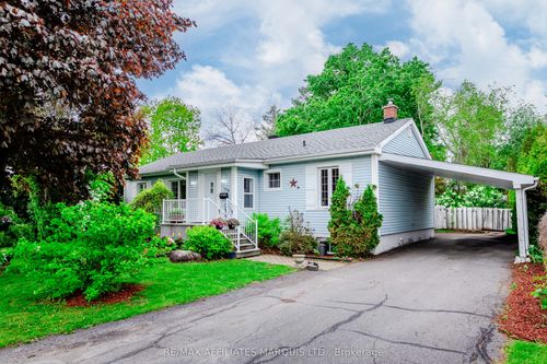 113 Ellen Ave, Cornwall, ON, K6J3L8 | Card Image