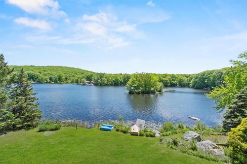 138 Jansen Rd, Holmes, NY, 12531-5202 | Card Image