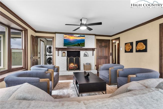 1866 Goforth Rd, House other with 4 bedrooms, 5 bathrooms and null parking in Blowing Rock NC | Image 8