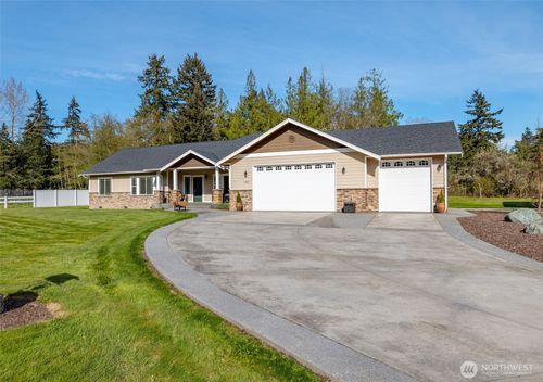 13837 Bayview Rd, Mount Vernon, WA, 98273-8248 | Card Image