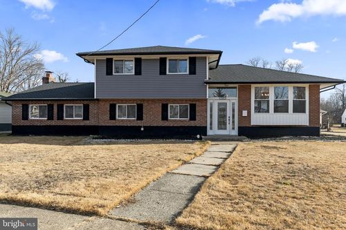 139 Adrienne Ave, Blackwood, NJ, 08012-4563 | Card Image