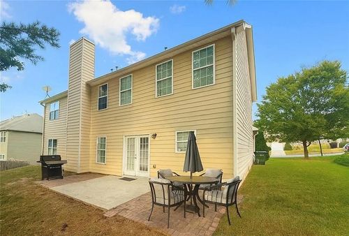 1332 Melrose Woods Ln, Lawrenceville, GA, 30045-2367 | Card Image