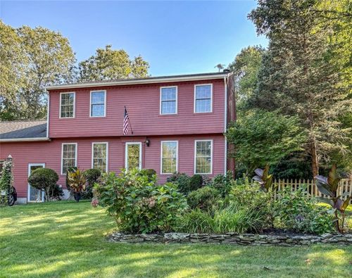 2 Country View Dr, Coventry, RI, 02816-7690 | Card Image