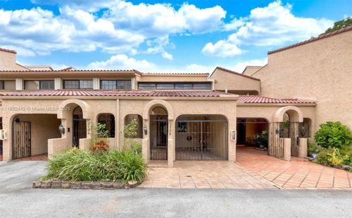 16d2-3706 Estepona Ave, Doral, FL, 33178-2928 | Card Image