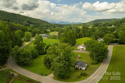 153 Beaverdam Loop Rd, Candler, NC, 28715-9238 | Card Image