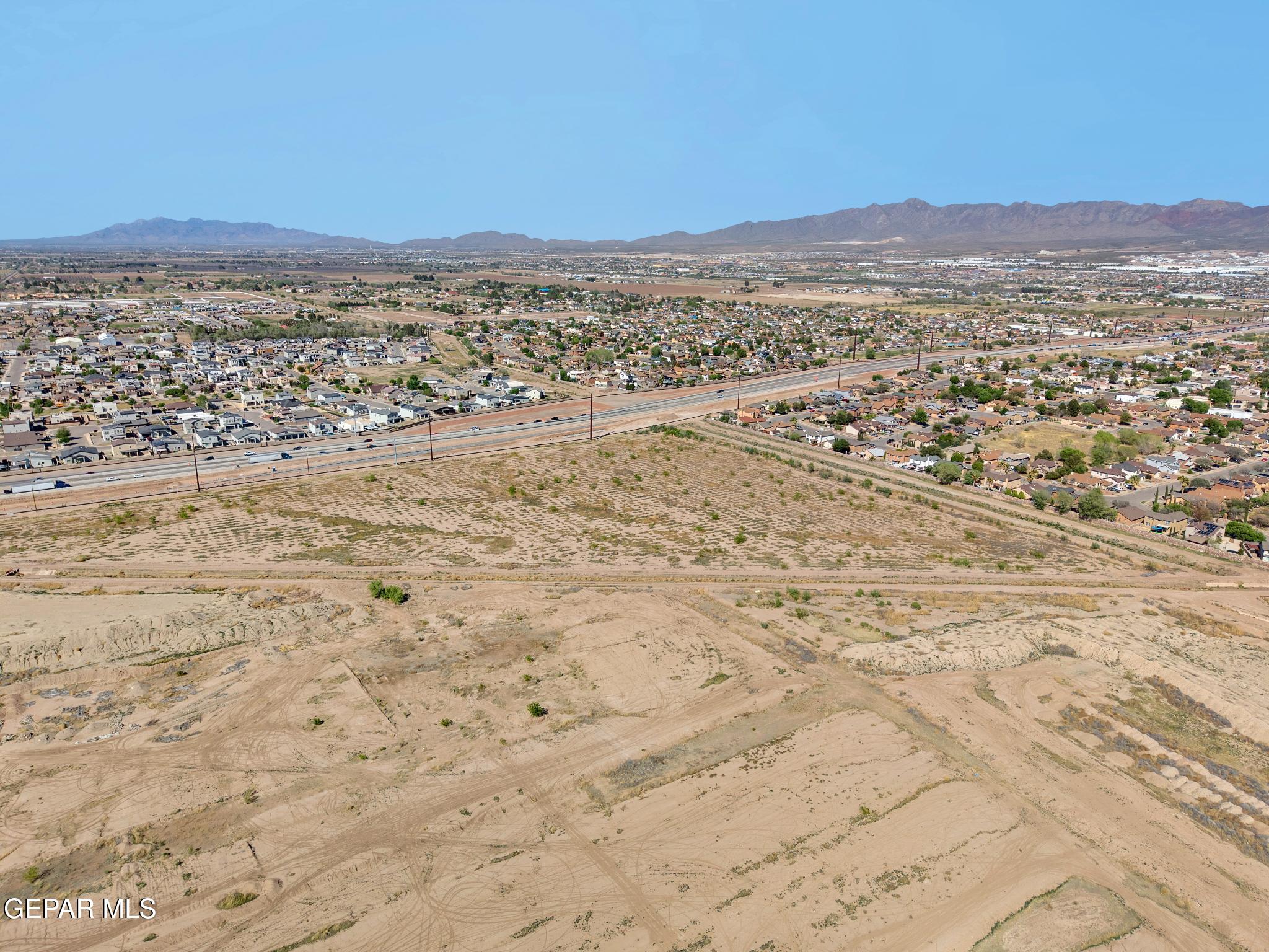Land in El Paso 2