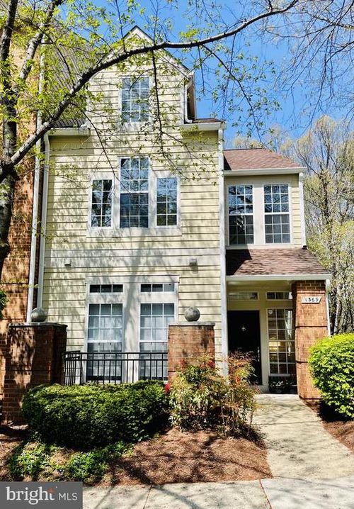 714-1369 Garden Wall Cir, RESTON, VA, 20194-1979 | Card Image
