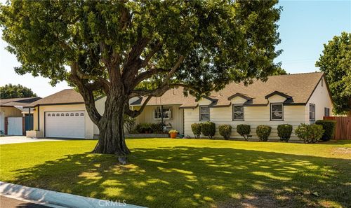 11352 Fredrick Dr, Garden Grove, CA, 92840-3456 | Card Image