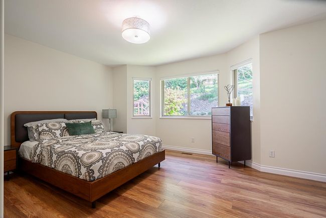 23819 Zeron Ave, House other with 6 bedrooms, 3 bathrooms and 4 parking in Maple Ridge BC | Image 20