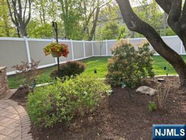 21 Laurel Ct, House other with 4 bedrooms, 3 bathrooms and null parking in Paramus NJ | Image 31