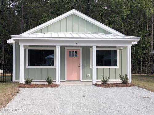 177 Long Pond Loop, Swansboro, NC, 28584-0280 | Card Image