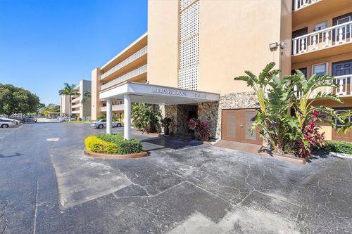 apt-101-219 Ne 14th Ave, Hallandale Beach, FL, 33009-7419 | Card Image