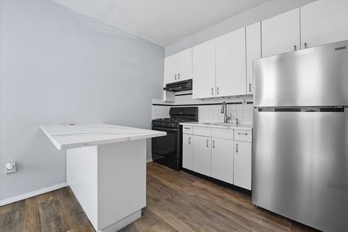 apt-1-1053 Summit Ave, Jersey City, NJ, 07307-5044 | Card Image