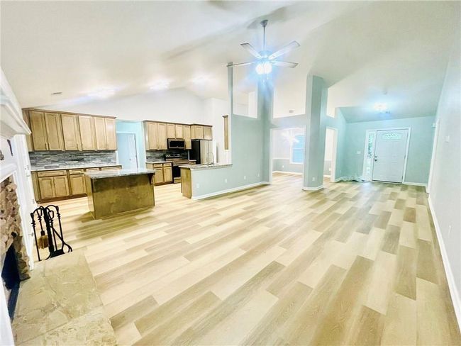 7675 Lanier View Rdg, House other with 3 bedrooms, 2 bathrooms and 2 parking in Cumming GA | Image 15