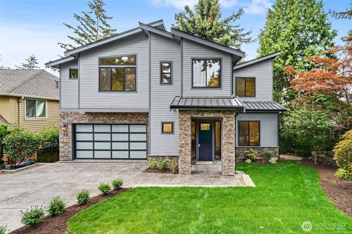 719 95th Ave Ne, Bellevue, WA, 98004-4922 | Card Image