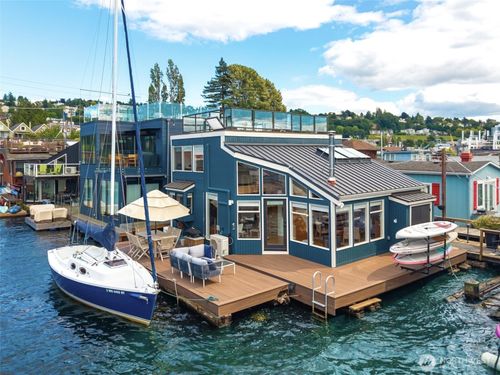 i-2031 Fairview Ave E, Seattle, WA, 98102-3592 | Card Image