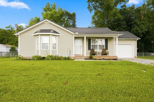 533 Birkenhead Dr, Christiana, TN, 37037-5370 | Card Image