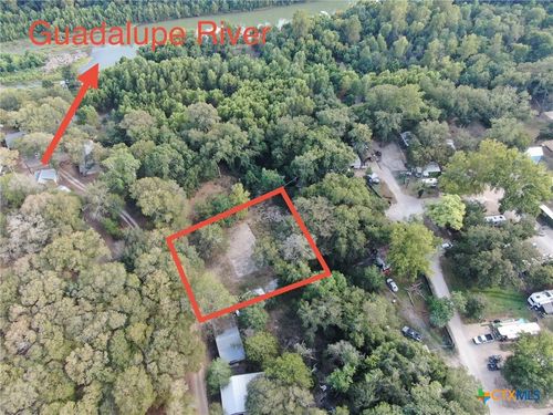 285 Catfish Johns Rd, Gonzales, TX, 78629 | Card Image