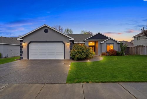 408 Liberty Ln, Richland, WA, 99352-7850 | Card Image