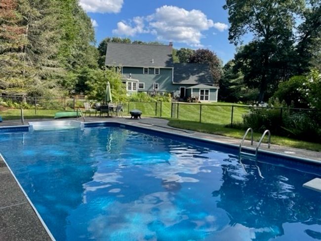 16 Lisa Ln, House other with 3 bedrooms, 3 bathrooms and 4 parking in Georgetown MA | Image 37