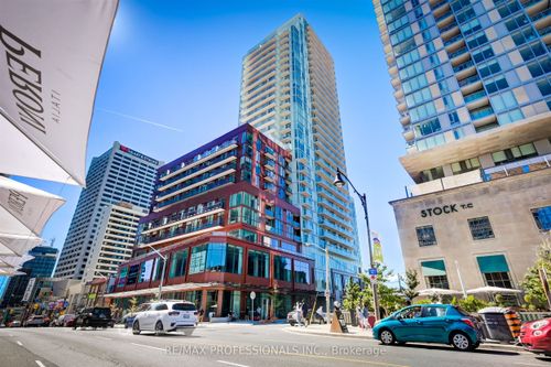 1102-33 Helendale Ave, Toronto, ON, M4R0A4 | Card Image
