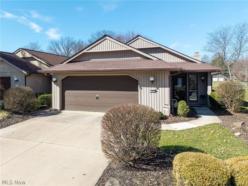 10806 Meadow Trail, Strongsville, OH, 44149 | Card Image