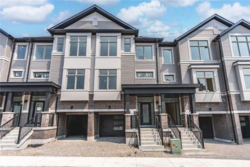 44 Brandon Cres, Tottenham, ON, L0G1W0 | Card Image