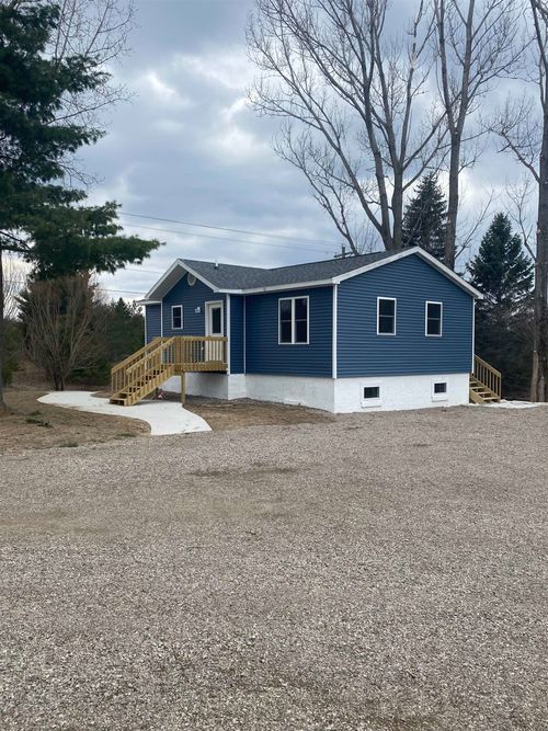 7228 B S M 88 Hwy, Bellaire, MI, 49615-9276 | Card Image