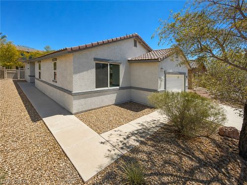 1000 Aspen Cliff Dr, Henderson, NV, 89011-2521 | Card Image