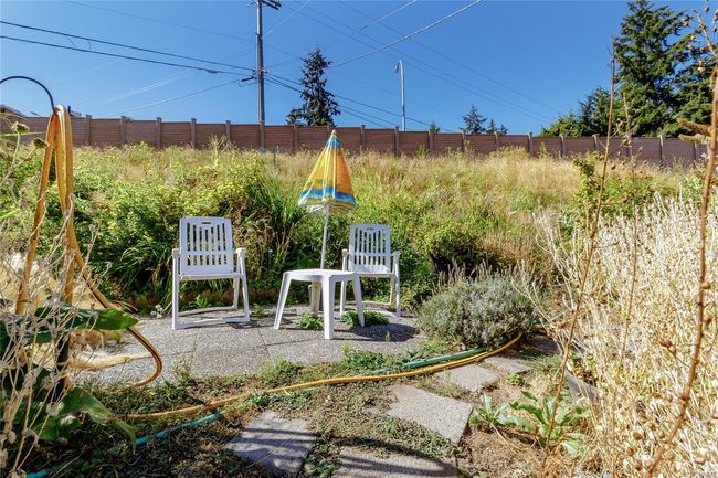 211 - 130 Sunningdale Rd E, Condo with 2 bedrooms, 1 bathrooms and 31 parking in Qualicum Beach BC | Image 33