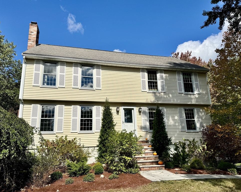 Crossbow Ln, North Andover, MA 01845