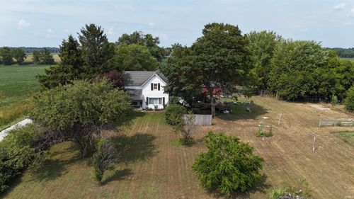 8292 N County Road 150 W, Lucerne, IN, 46950-9221 | Card Image