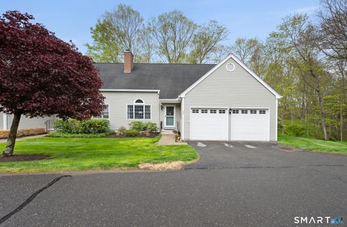 63-63 Woodbury Hl, Woodbury, CT, 06798-2964 | Card Image