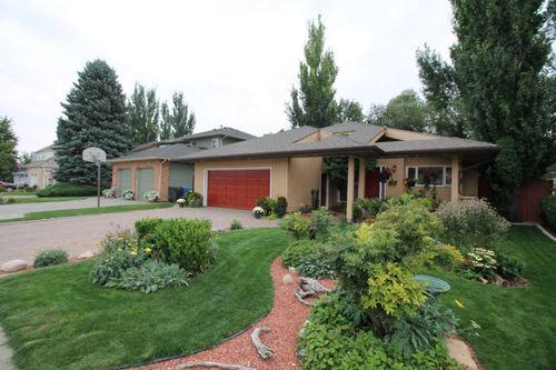 18 Coachwood Road W, Lethbridge, AB, T1K6B5 | Card Image