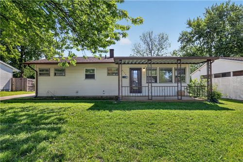 4176 Mapleleaf Dr, Dayton, OH, 45416-2018 | Card Image