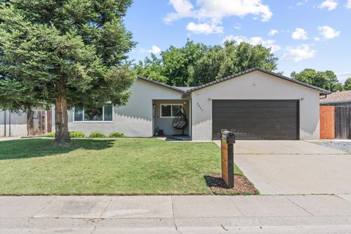 4037 Heather Hill Way, North Highlands, CA, 95660 | Card Image