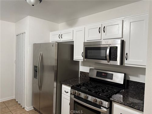 unit-122-2319 Archwood Ln, Simi Valley, CA, 93063-6538 | Card Image