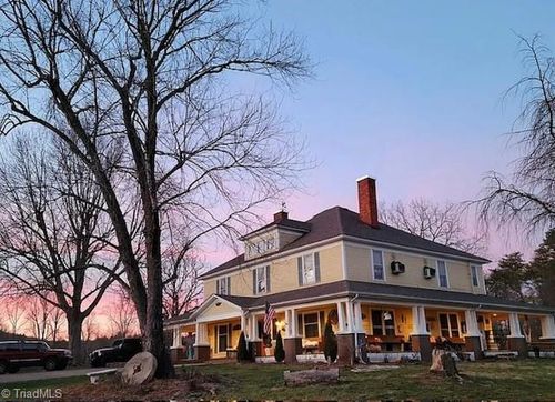 1715 Alfred Hartley Rd, Lenoir, NC, 28645-8960 | Card Image