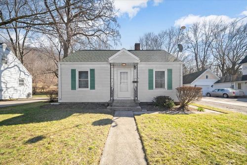705 N Jefferson Street, Lowell, MI, 49331 | Card Image