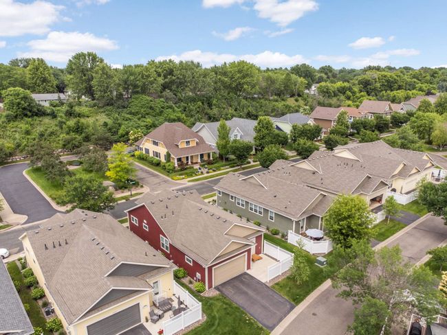 15590 Duck Trail Ln, Townhouse with 4 bedrooms, 4 bathrooms and null parking in Apple Valley MN | Image 4