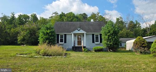 6157 Strasburg Rd, STRASBURG, VA, 22657-5145 | Card Image